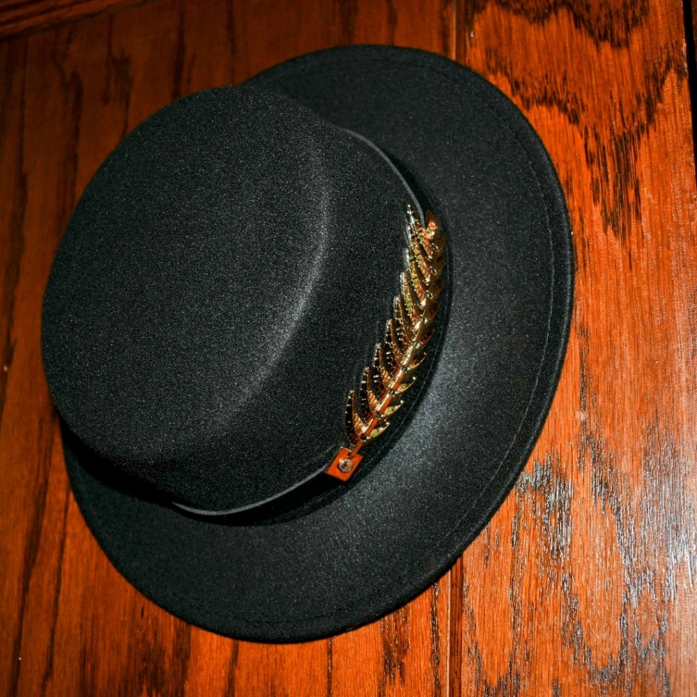 Cute black hat